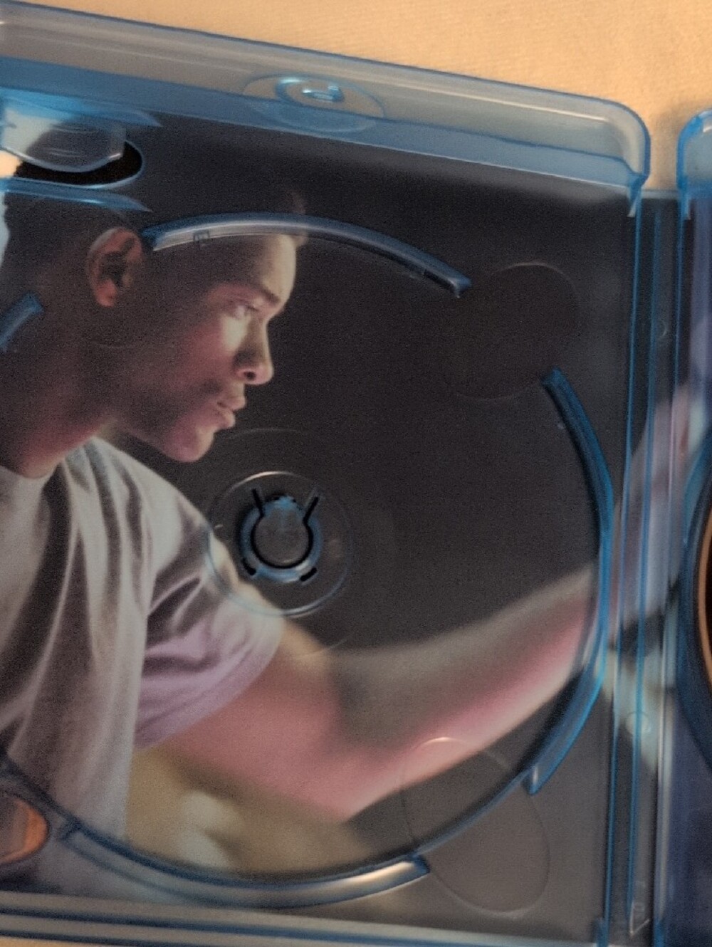 Seven Pounds (Sept Vies) Blu-Ray - Will Smith Drama Bilingual - Picture 3 of 6